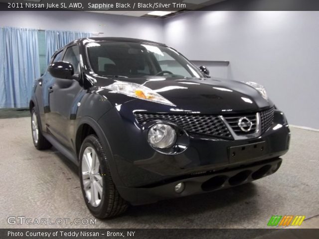 2011 Nissan Juke SL AWD in Sapphire Black