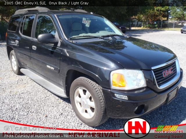2005 GMC Envoy XL SLE in Onyx Black