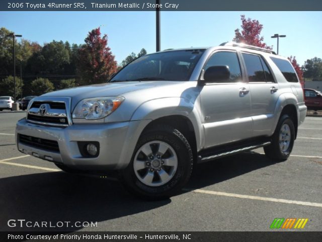 2006 Toyota 4Runner SR5 in Titanium Metallic