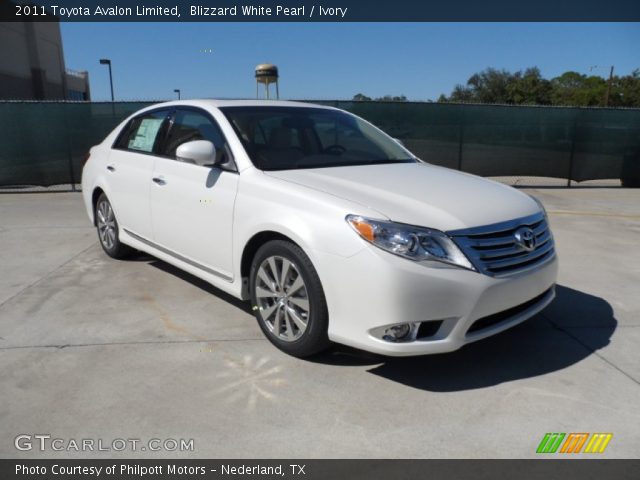 2011 Toyota Avalon Limited in Blizzard White Pearl