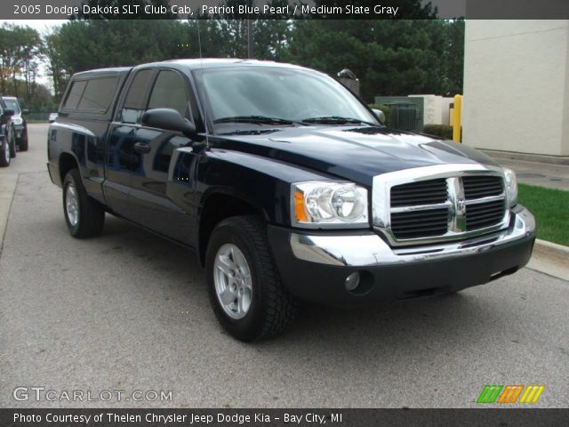 2005 Dodge Dakota SLT Club Cab in Patriot Blue Pearl