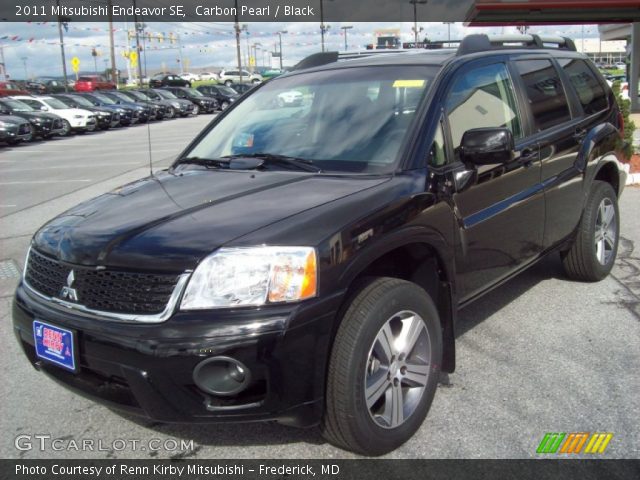 2011 Mitsubishi Endeavor SE in Carbon Pearl