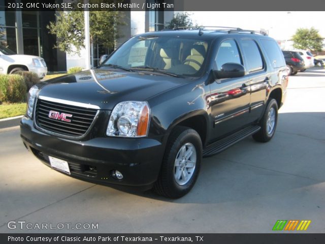 2012 GMC Yukon SLE in Carbon Black Metallic