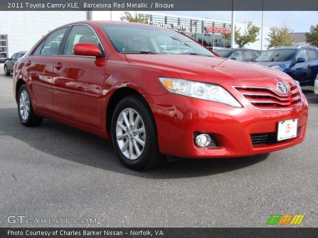 2011 Toyota Camry XLE in Barcelona Red Metallic