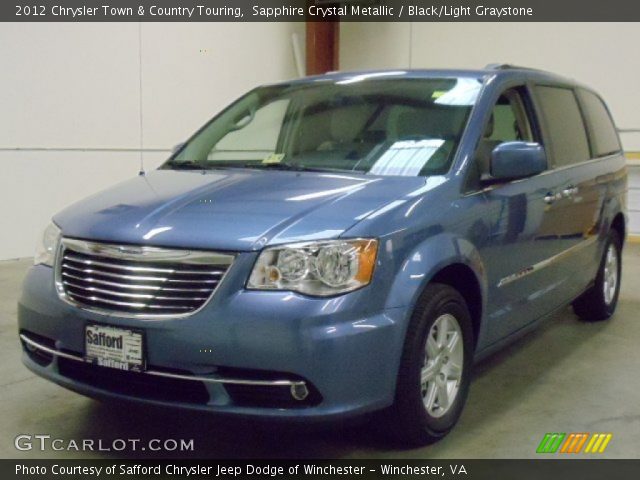 2012 Chrysler Town & Country Touring in Sapphire Crystal Metallic