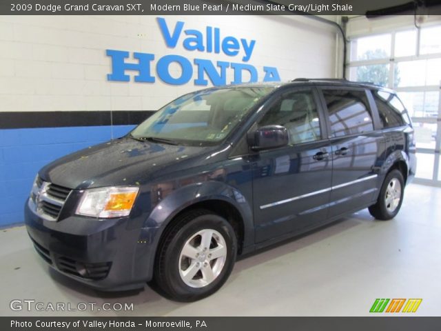 2009 Dodge Grand Caravan SXT in Modern Blue Pearl