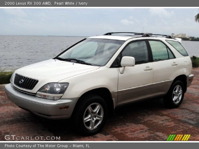 2000 Lexus RX 300 AWD in Pearl White