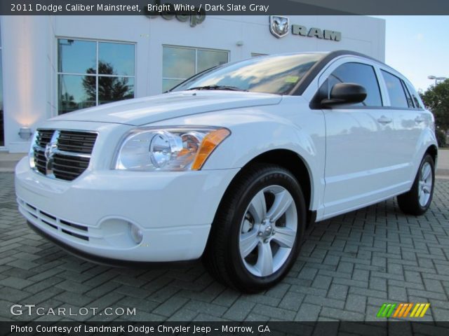 2011 Dodge Caliber Mainstreet in Bright White