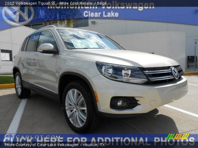 2012 Volkswagen Tiguan SE in White Gold Metallic