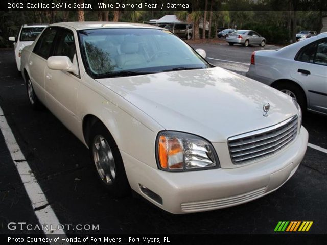 2002 Cadillac DeVille Sedan in White Diamond Pearl