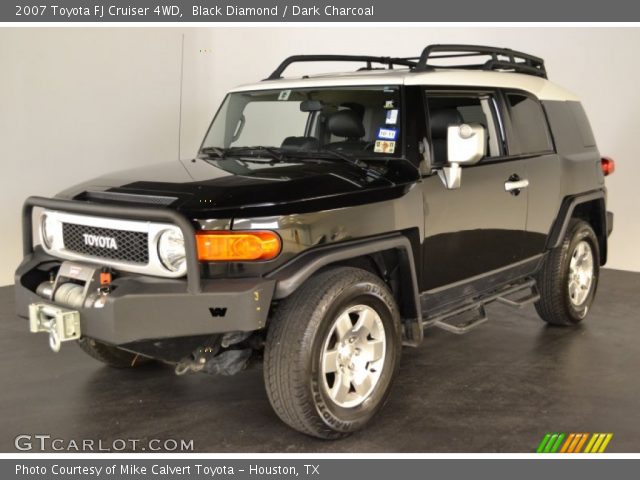 2007 Toyota FJ Cruiser 4WD in Black Diamond