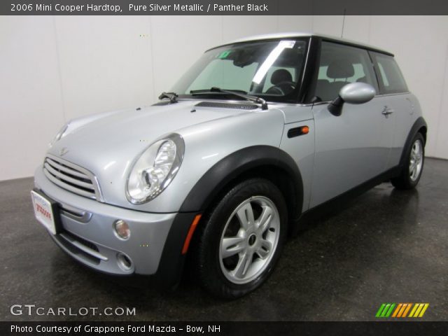 2006 Mini Cooper Hardtop in Pure Silver Metallic