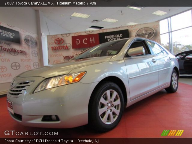 2007 Toyota Camry XLE V6 in Titanium Metallic