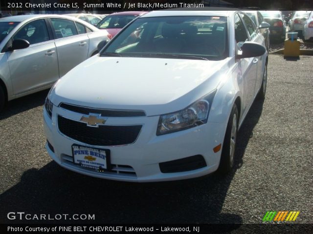 2012 Chevrolet Cruze LS in Summit White