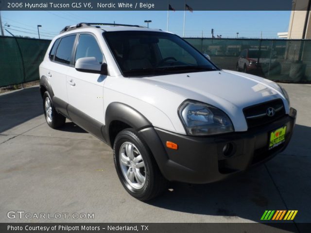 2006 Hyundai Tucson GLS V6 in Nordic White