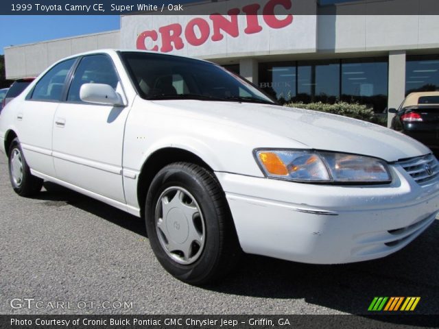 1999 Toyota Camry CE in Super White