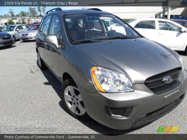 2009 Kia Rondo LX in Titanium Gray