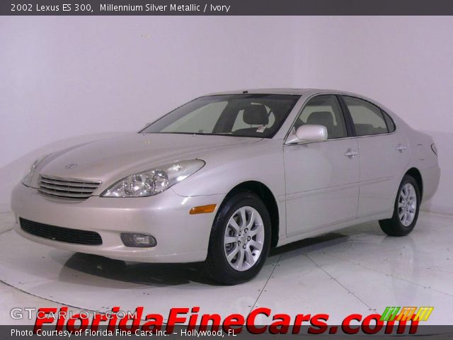 2002 Lexus ES 300 in Millennium Silver Metallic
