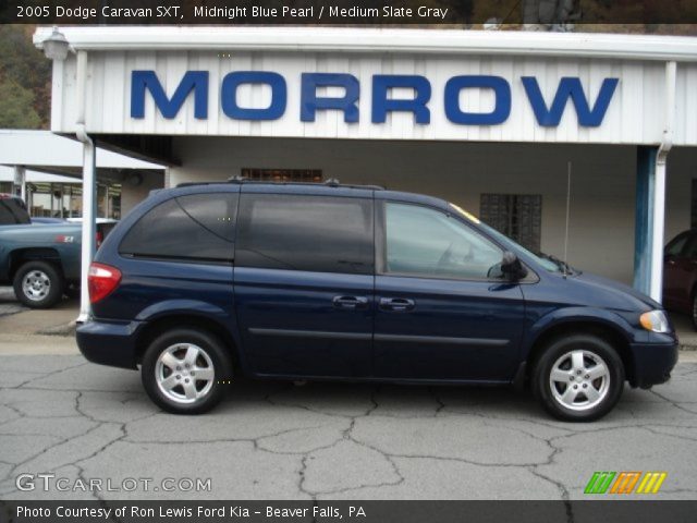 2005 Dodge Caravan SXT in Midnight Blue Pearl
