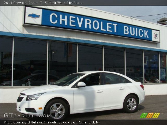 2011 Chevrolet Cruze LT in Summit White