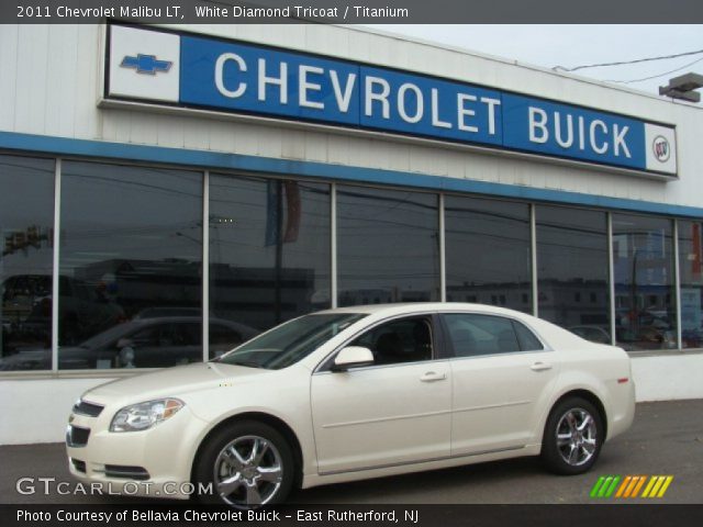 2011 Chevrolet Malibu LT in White Diamond Tricoat