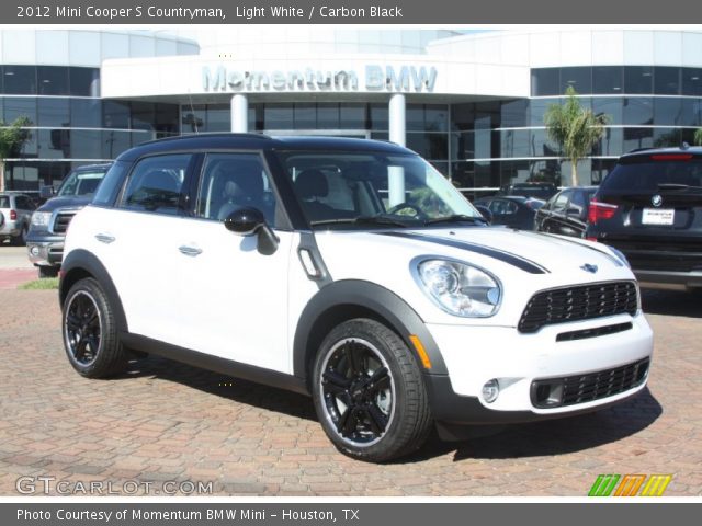 2012 Mini Cooper S Countryman in Light White
