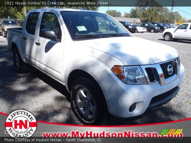 2012 Nissan Frontier SV Crew Cab in Avalanche White