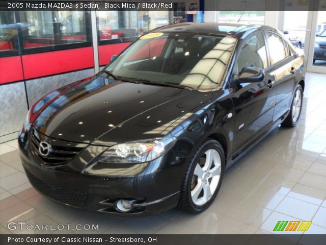 2005 Mazda MAZDA3 s Sedan in Black Mica