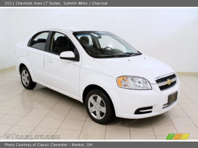 2011 Chevrolet Aveo LT Sedan in Summit White