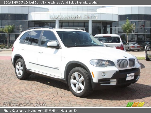 2009 BMW X5 xDrive35d in Alpine White
