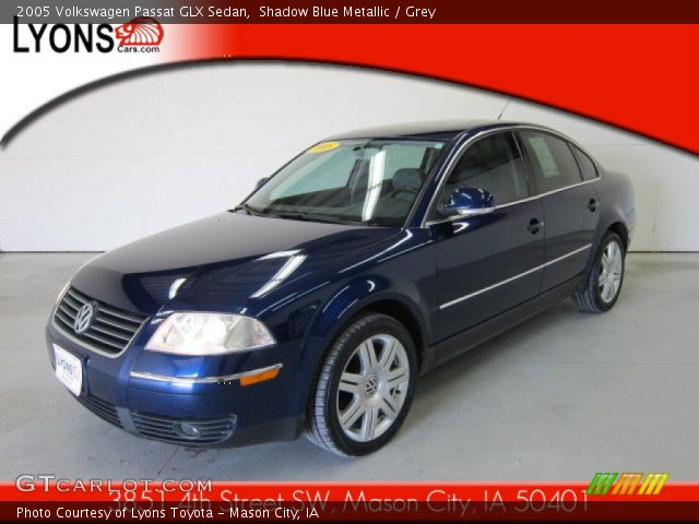 2005 Volkswagen Passat GLX Sedan in Shadow Blue Metallic
