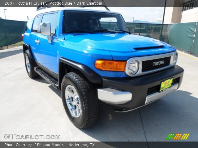 2007 Toyota FJ Cruiser  in Voodoo Blue