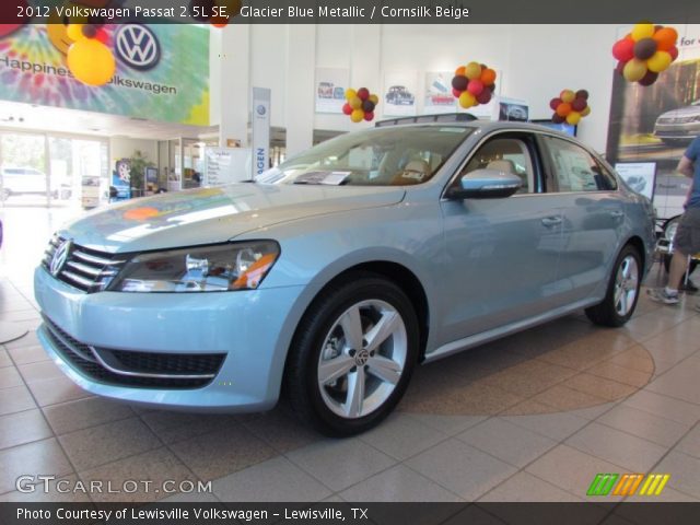 2012 Volkswagen Passat 2.5L SE in Glacier Blue Metallic