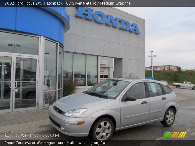 2002 Ford Focus ZX5 Hatchback in CD Silver Metallic