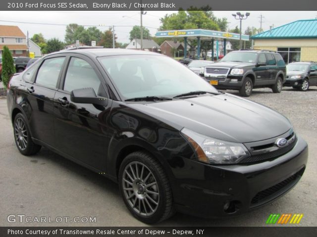 2010 Ford Focus SES Sedan in Ebony Black