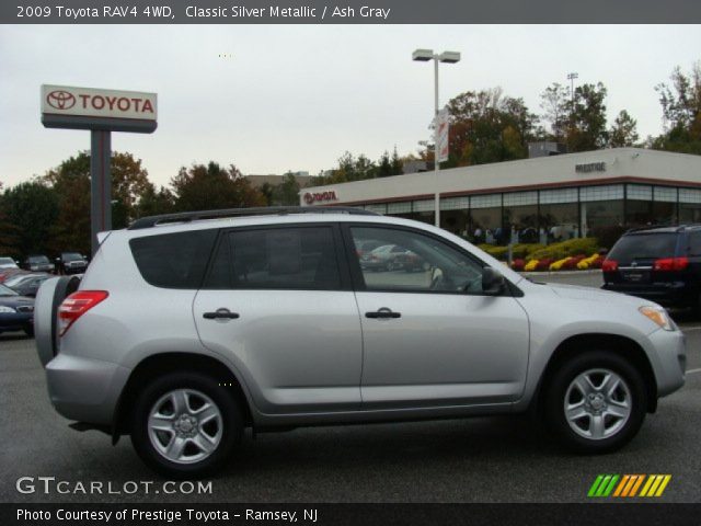 2009 Toyota RAV4 4WD in Classic Silver Metallic