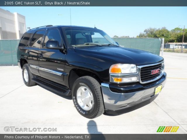 2005 GMC Yukon SLT in Onyx Black