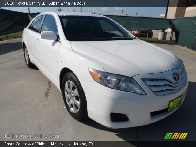 2010 Toyota Camry LE in Super White