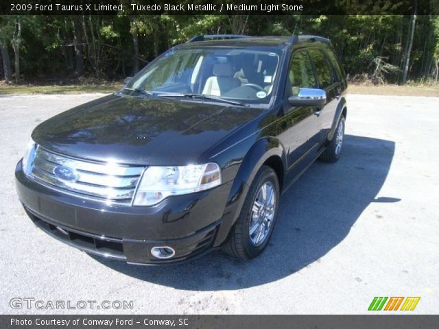 2009 Ford Taurus X Limited in Tuxedo Black Metallic