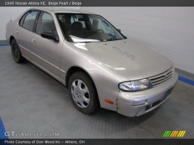 1996 Nissan Altima XE in Beige Pearl