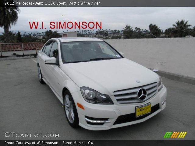 2012 Mercedes-Benz C 250 Sport in Arctic White