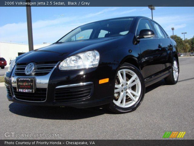 2006 Volkswagen Jetta 2.5 Sedan in Black