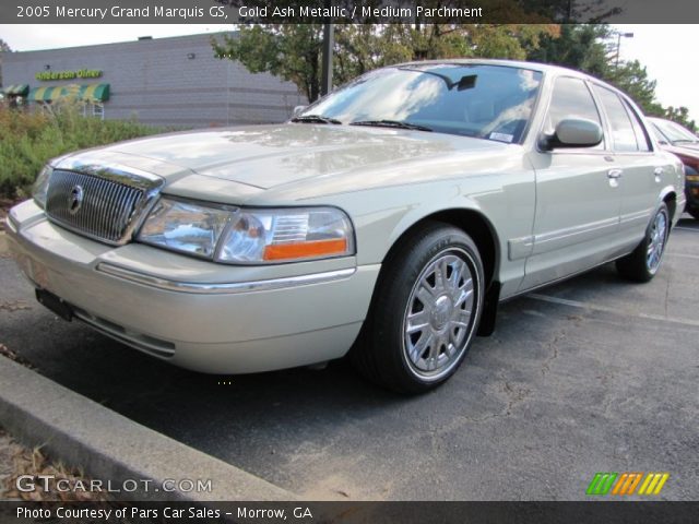 2005 Mercury Grand Marquis GS in Gold Ash Metallic