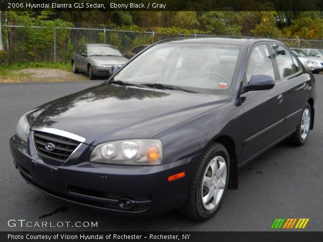 2006 Hyundai Elantra GLS Sedan in Ebony Black