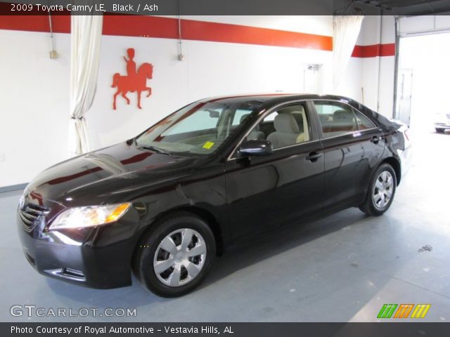 2009 Toyota Camry LE in Black