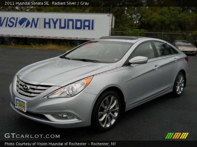 2011 Hyundai Sonata SE in Radiant Silver