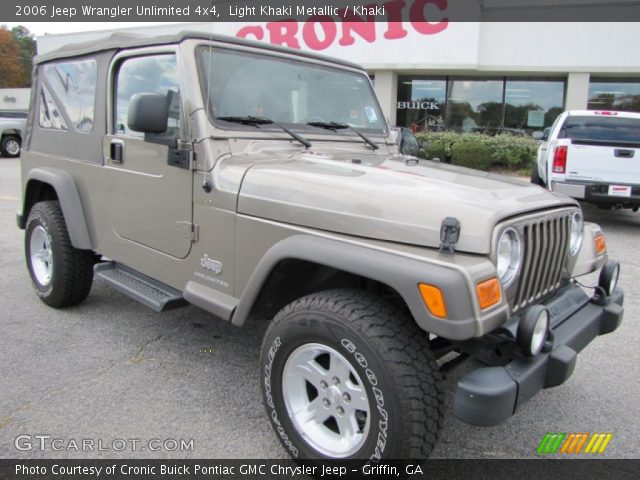 2006 Jeep Wrangler Unlimited 4x4 in Light Khaki Metallic