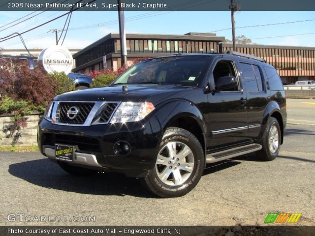 2008 Nissan Pathfinder LE 4x4 in Super Black