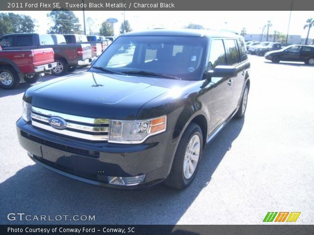 2011 Ford Flex SE in Tuxedo Black Metallic