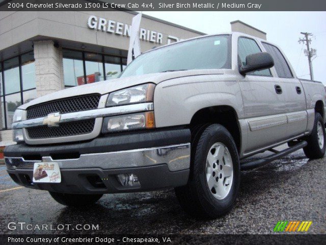 2004 Chevrolet Silverado 1500 LS Crew Cab 4x4 in Silver Birch Metallic